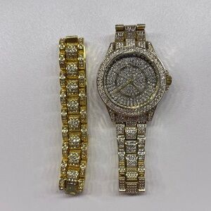 Elegant Gold and Silver Women's Watch and Bracelet Set